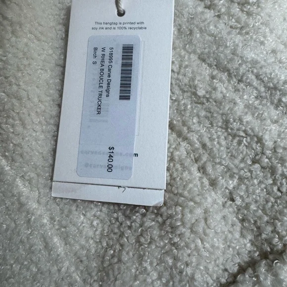 Carve trucker fleece jacket 
Never worn NWT - Picture 3 of 4